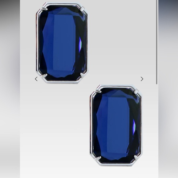 RETROFETE KELSEY GEMSTONE EARRINGS
NEW IN BOX - Picture 2 of 4